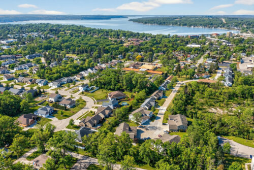 129 S Curtis Street #1121, Lake Geneva, WI