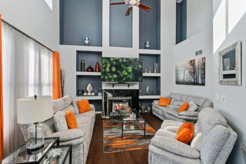 737 W St Johns Place, Addison, IL