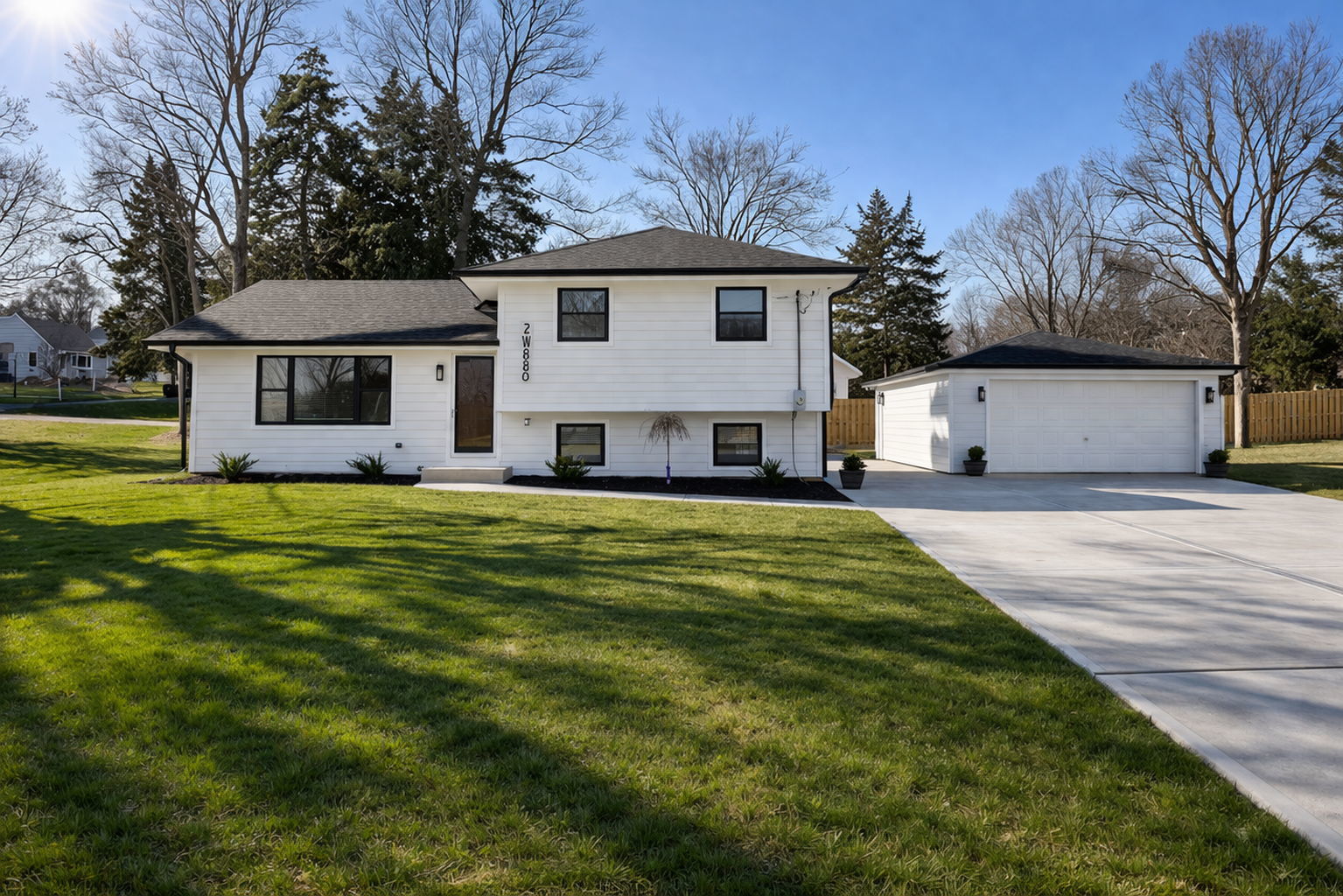22W080 Valleyview Drive, Glen Ellyn, IL