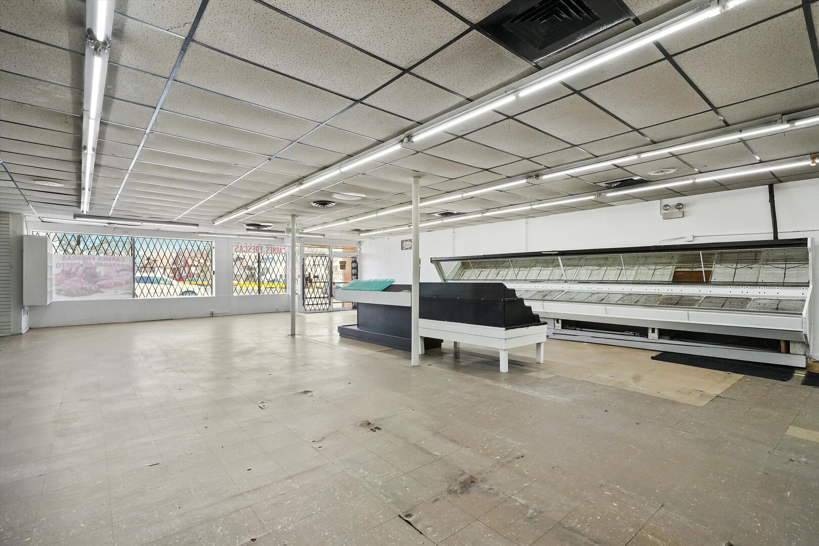6309 W Grand Avenue, Chicago, IL