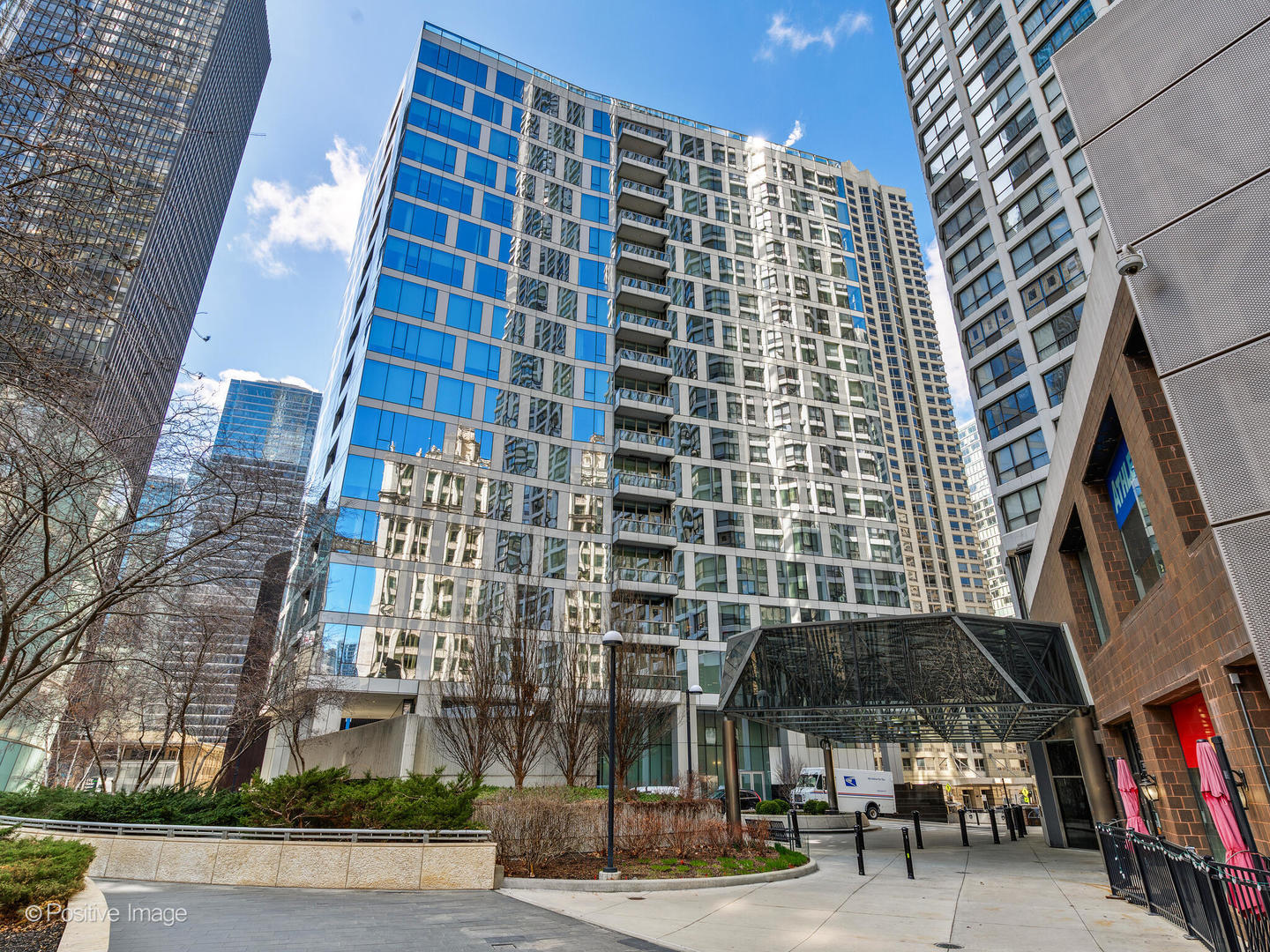 403 N Wabash Avenue #15A, Chicago, IL