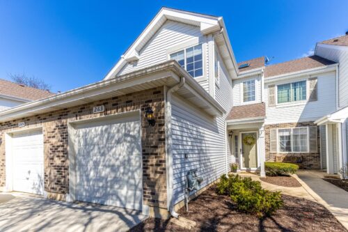 263 Camel Bend Court, Schaumburg, IL
