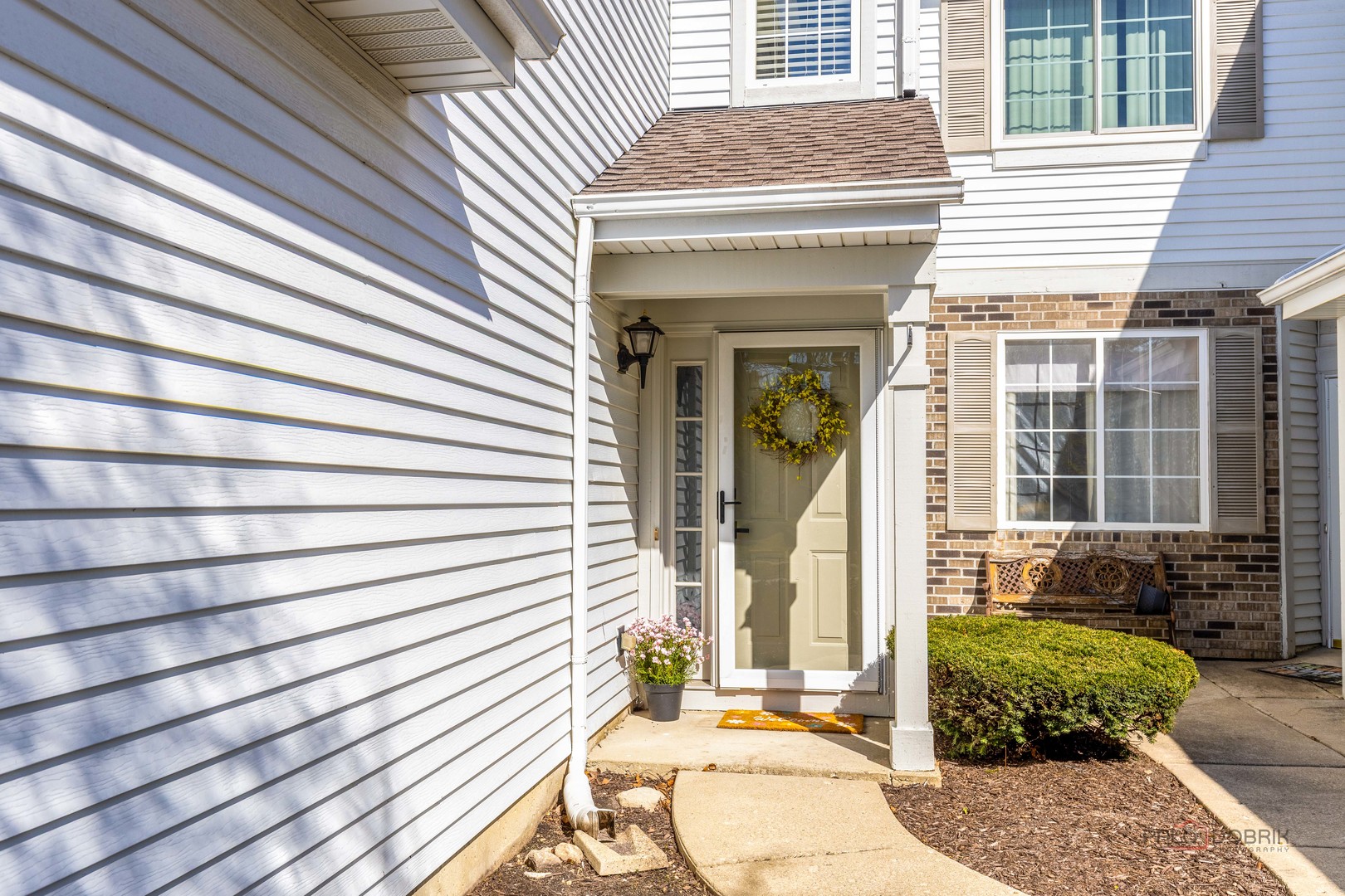 263 Camel Bend Court, Schaumburg, IL