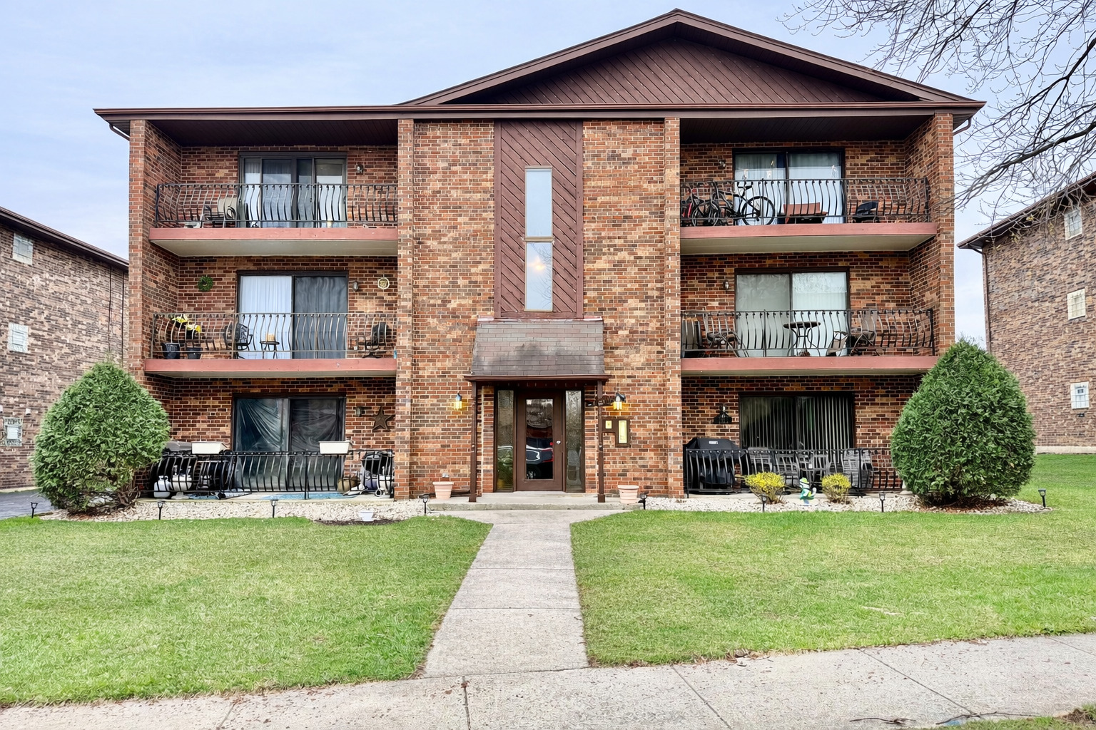 7925 Paxton Avenue #3B, Tinley Park, IL