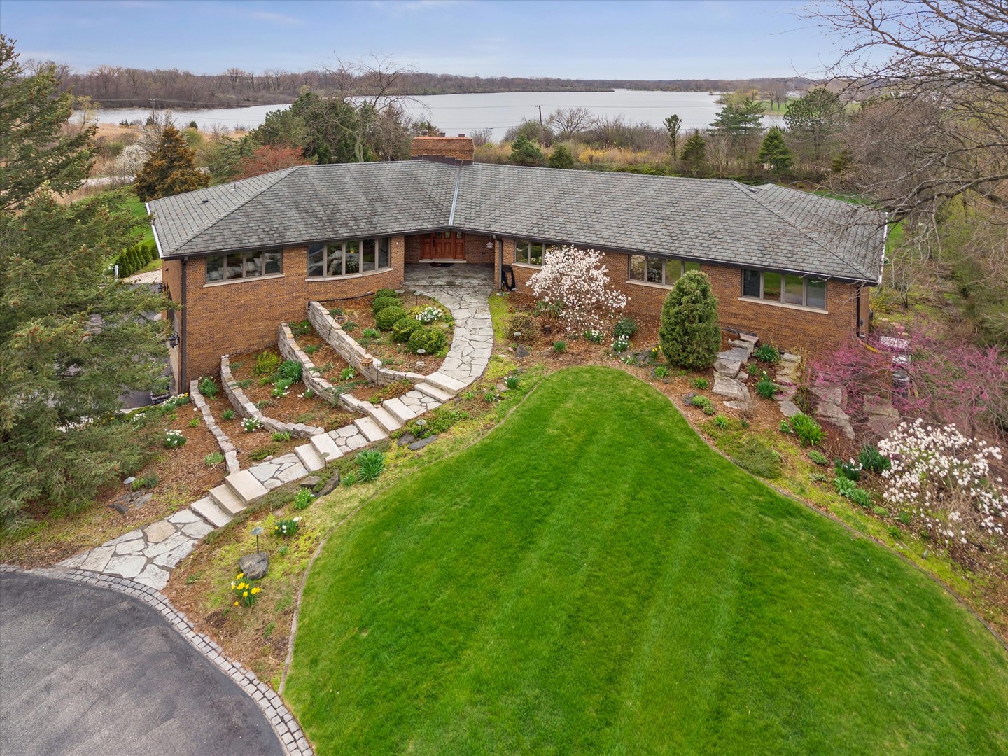 13124 Blue Heron Drive, Orland Park, IL