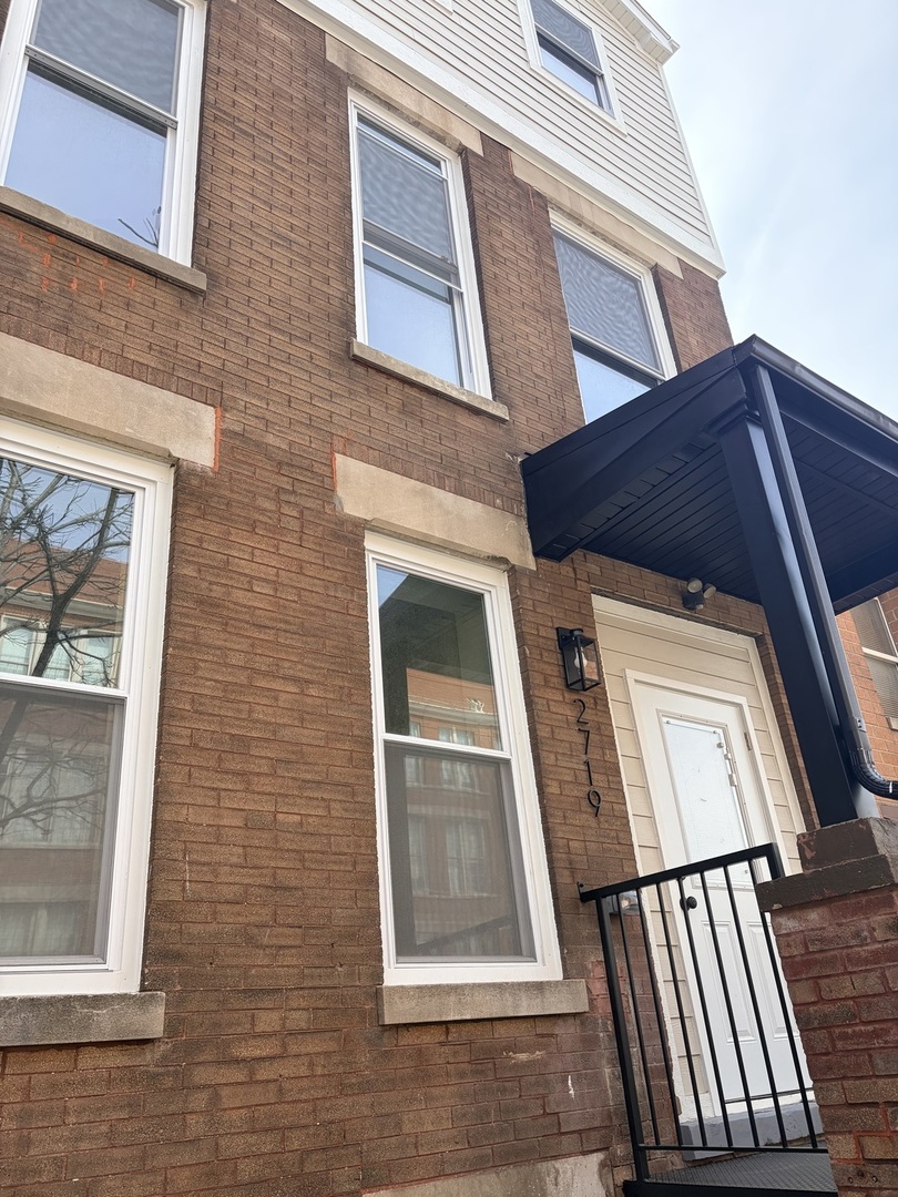 2719 W AUGUSTA Street #1, Chicago, IL