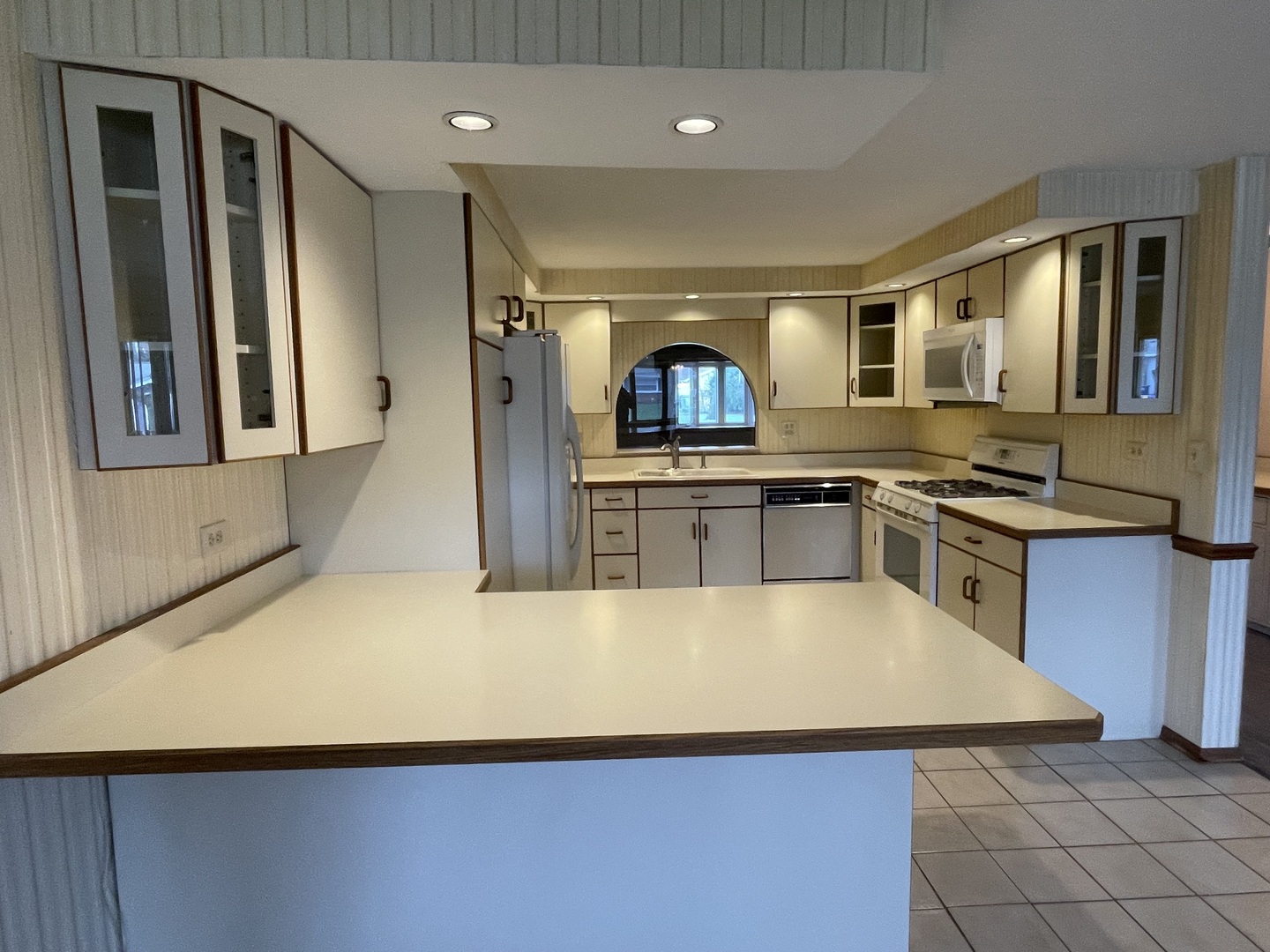 900 Georgean Lane, Schaumburg, IL
