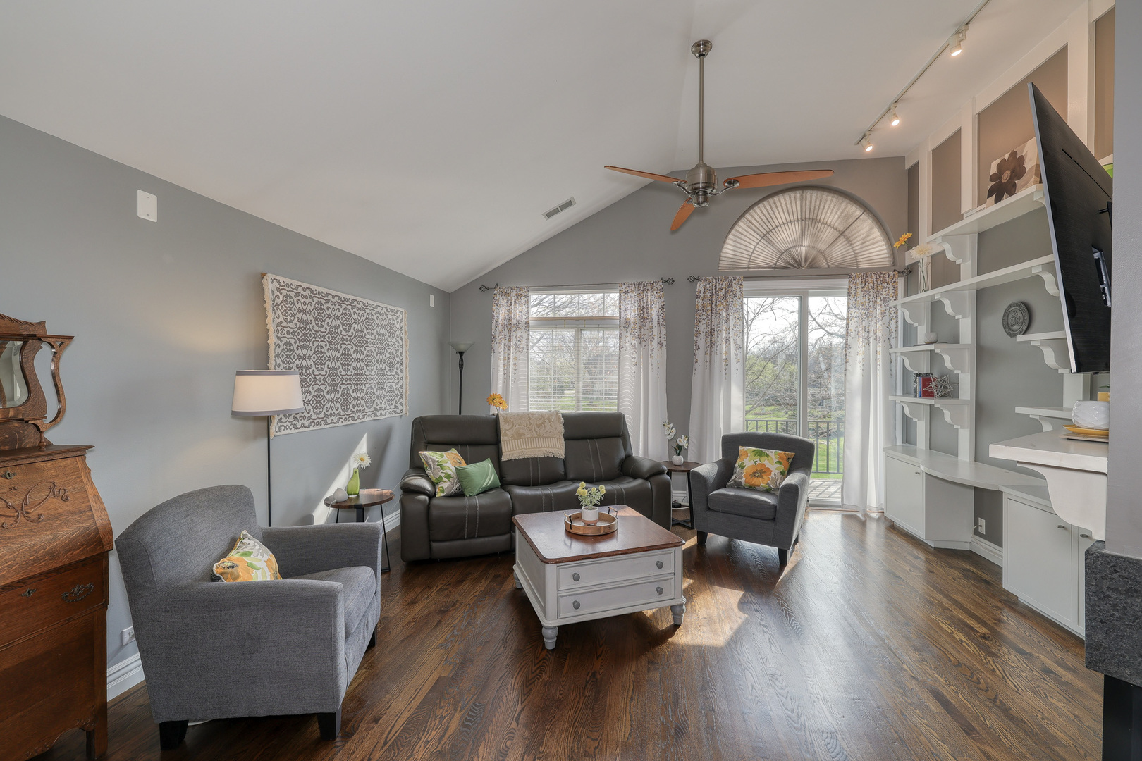 30W006 Willow Court, Warrenville, IL