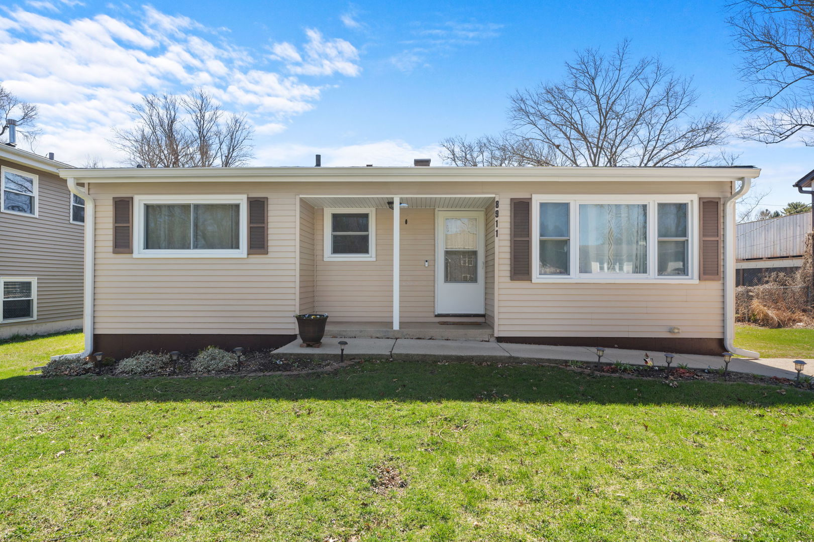8911 Ramble Road, Wonder Lake, IL