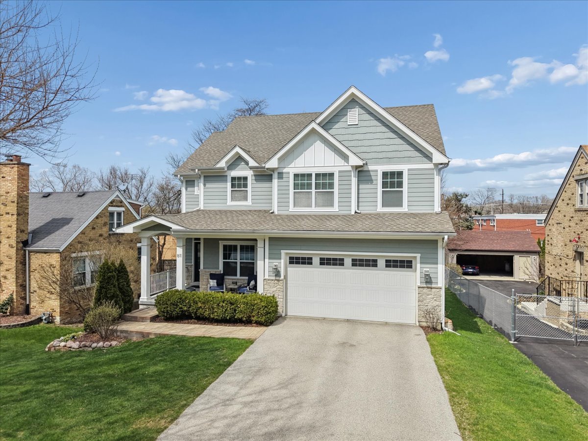 811 Michigan Street, Wheaton, IL