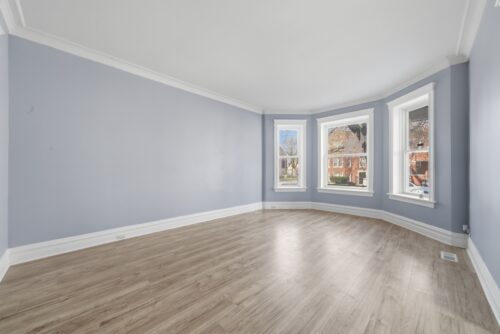 7353 S Blackstone Avenue, Chicago, IL