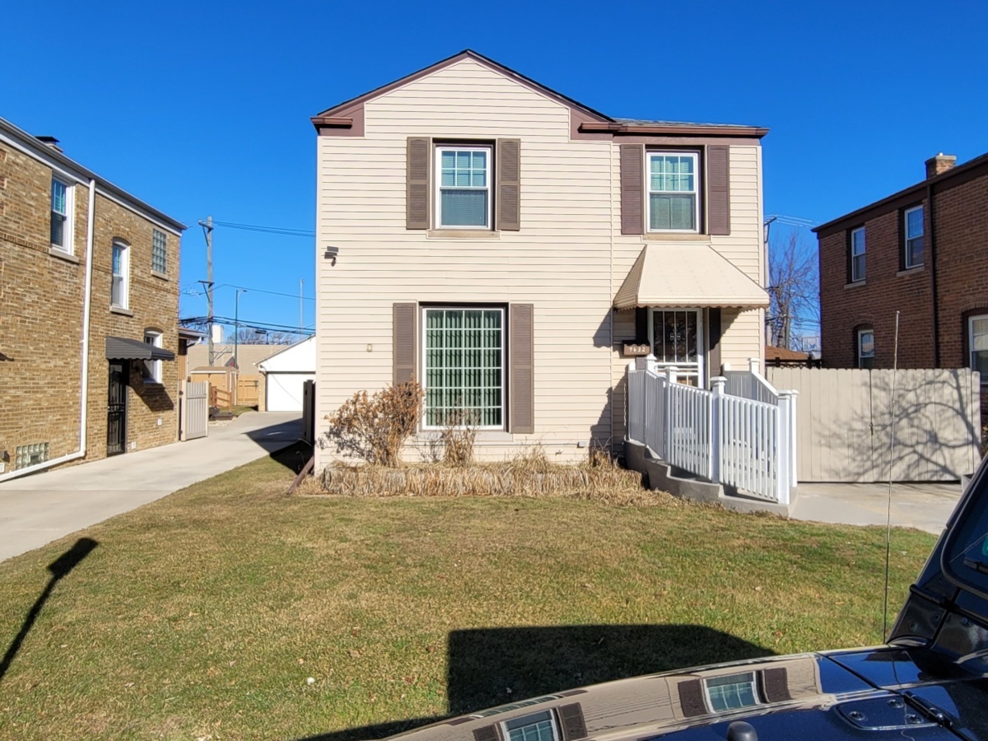 7432 W Gregory Street, Chicago, IL
