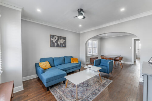 4933 W Berenice Avenue #2, Chicago, IL