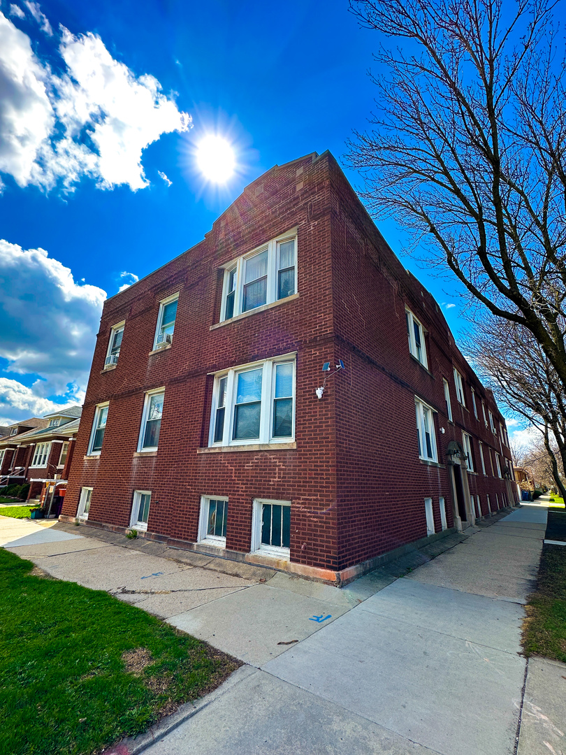 4045 W Argyle Street #1, Chicago, IL