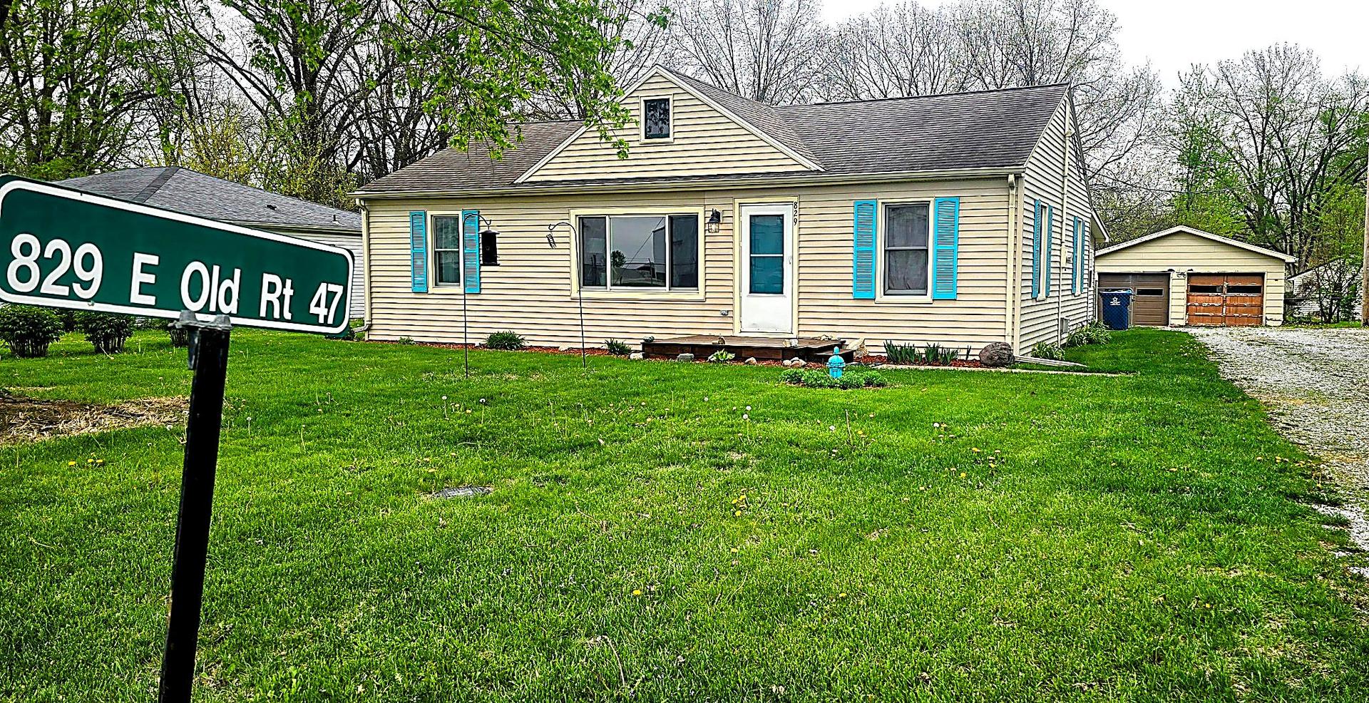 829 E Old Route 47 Road, Monticello, IL