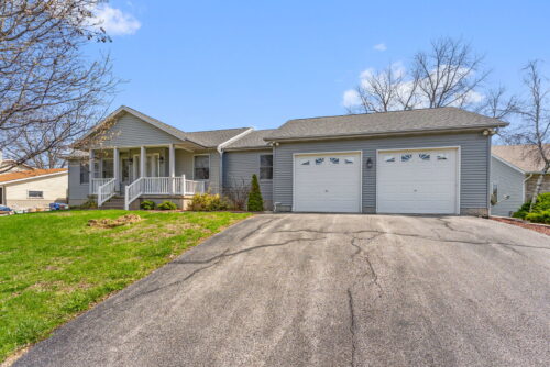 3455 W Harbor Drive, Bettendorf, IA