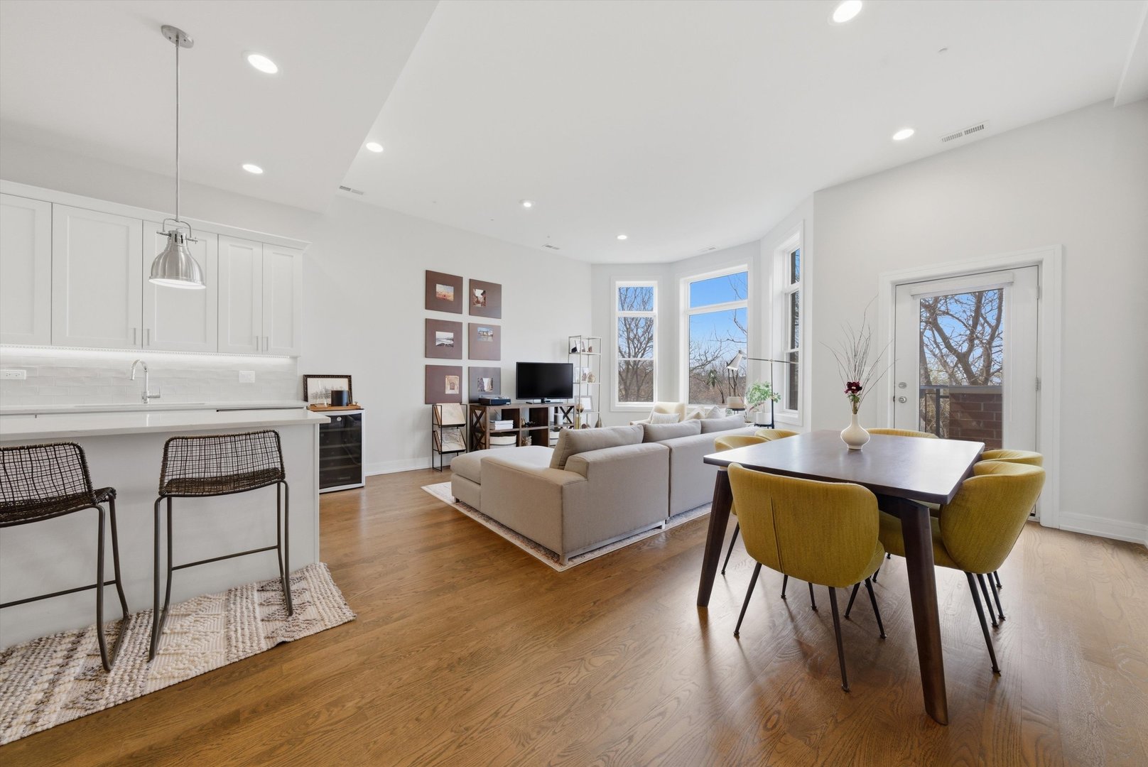 1739 N Humboldt Boulevard #3S, Chicago, IL