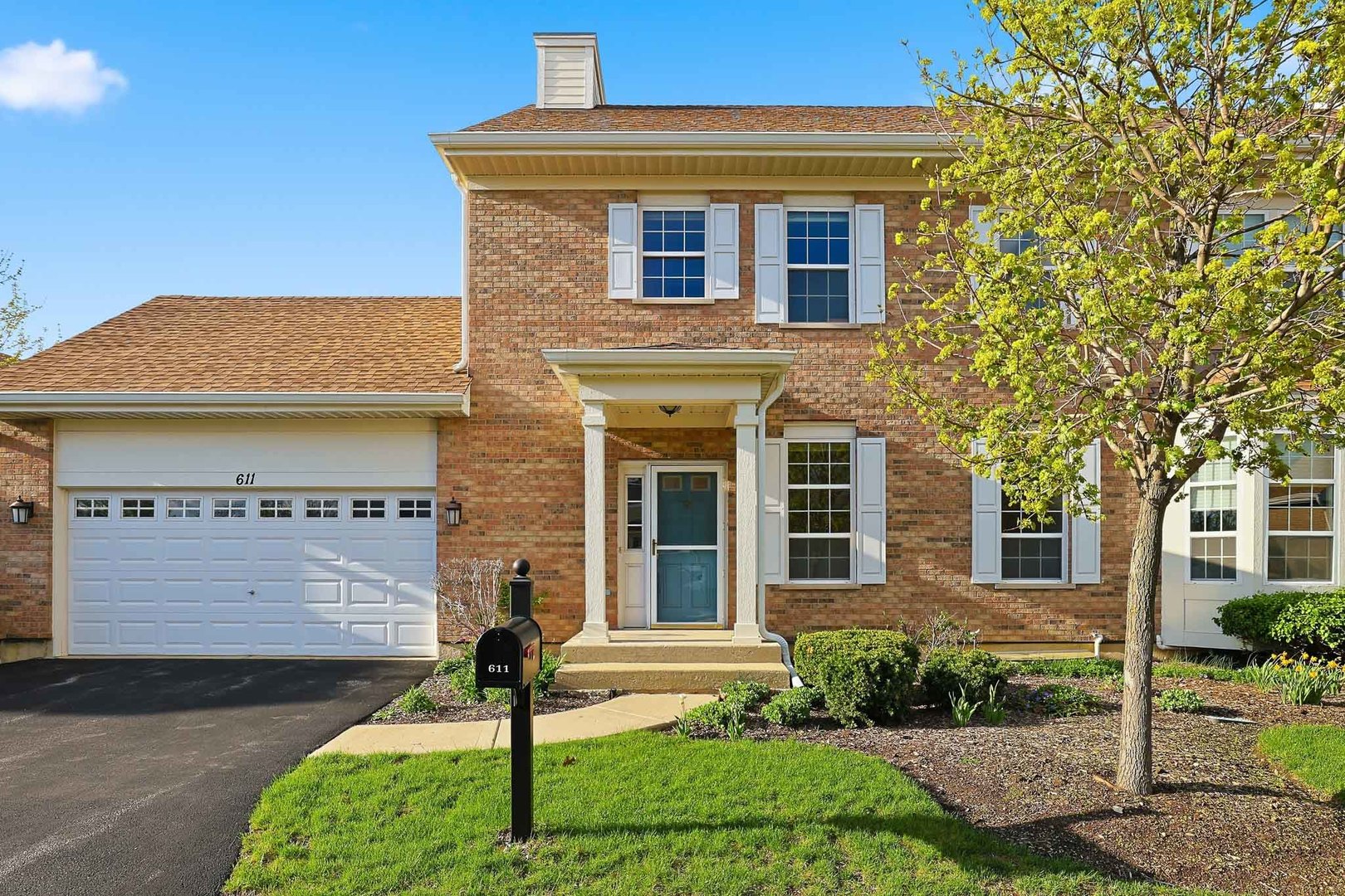 611 Belmont Lane, Carol Stream, IL