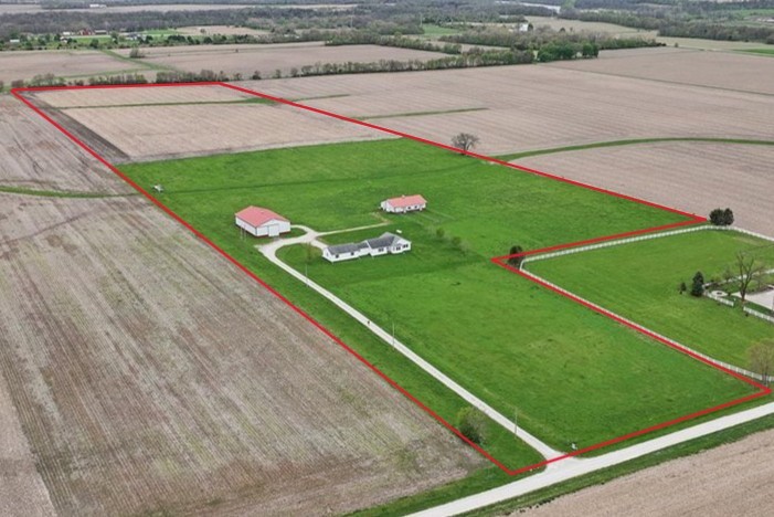 2136 N 34th Road, Ottawa, IL