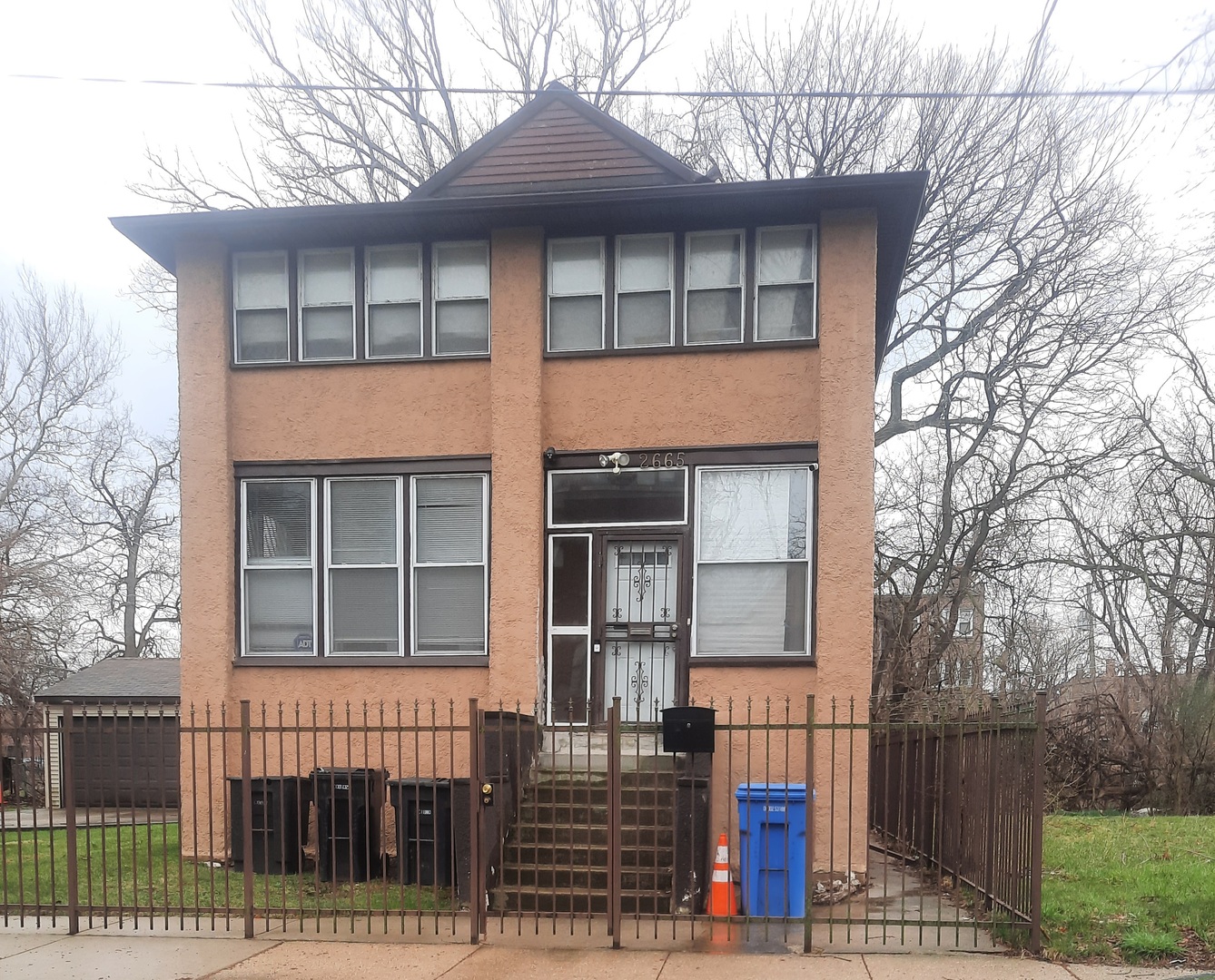 2665 E 77th Street, Chicago, IL