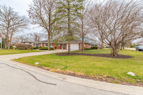 3890 Gregory Drive, Northbrook, IL