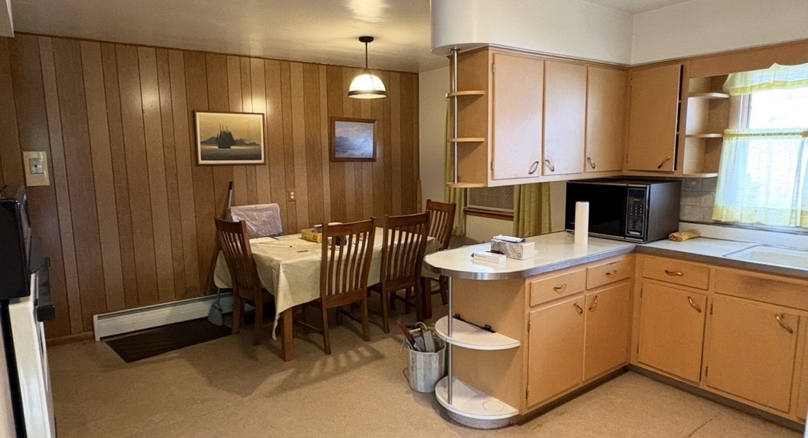 109 S Reedwood Drive, Joliet, IL