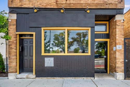 3243 N Western Avenue, Chicago, IL