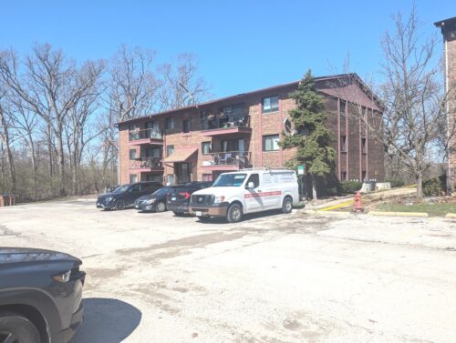 8473 ARCHER Avenue #104, Willow Springs, IL