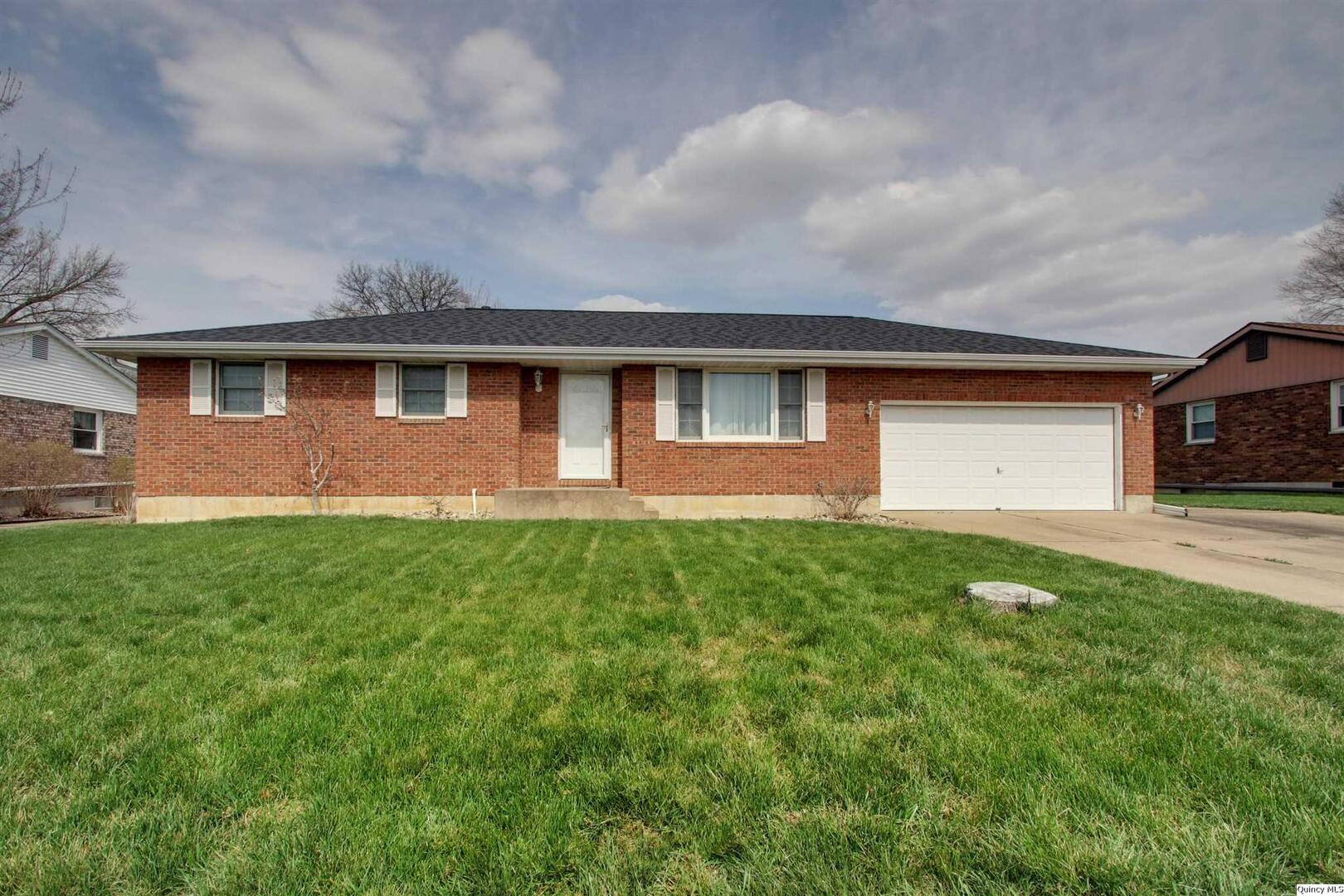 1217 Klondike Road, Quincy, IL