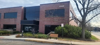 1749 S Naperville Road #103, Wheaton, IL