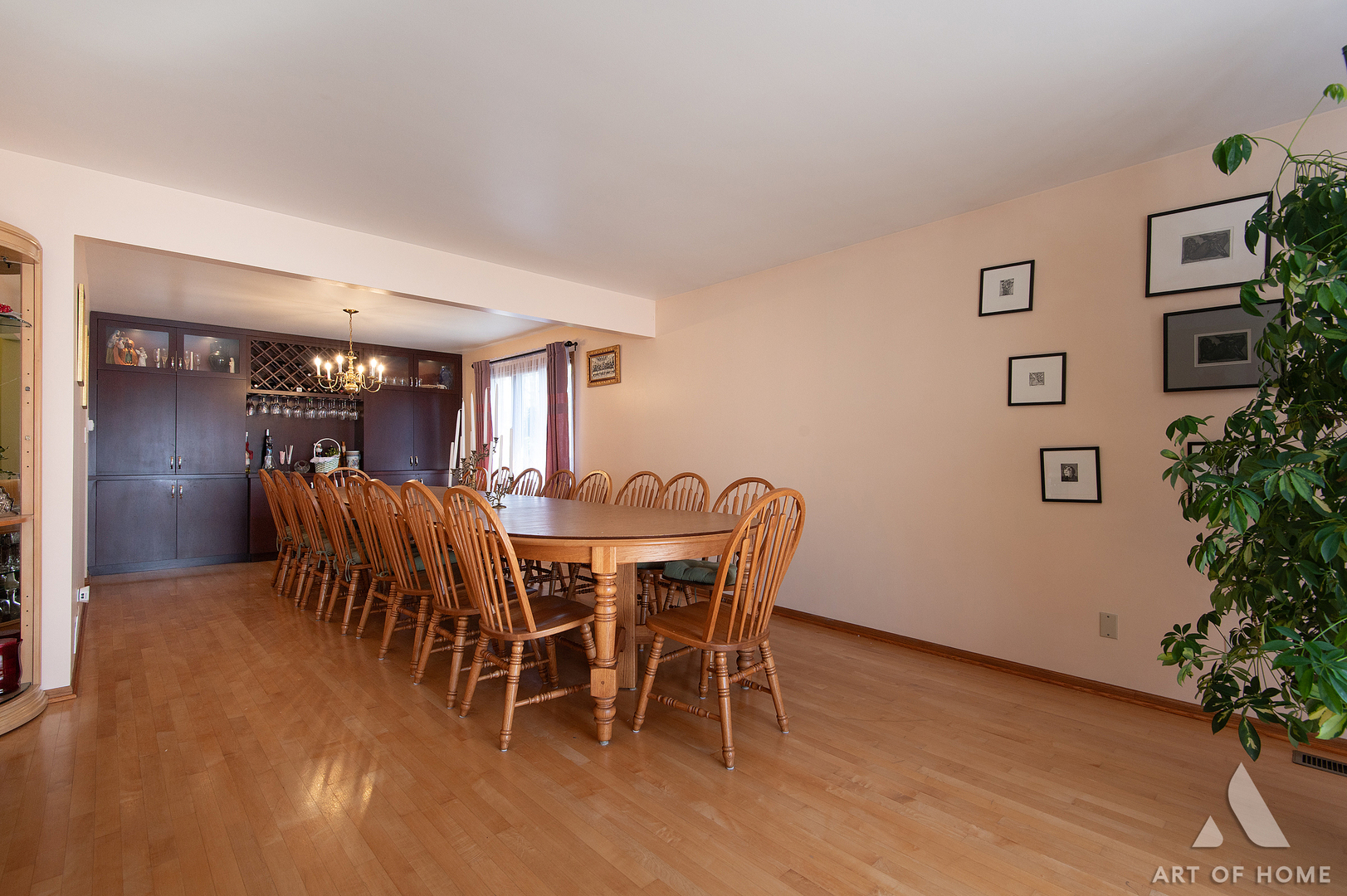 9345 S 82nd Court, Hickory Hills, IL