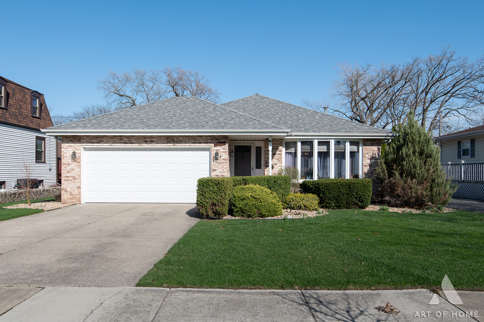 9345 S 82nd Court, Hickory Hills, IL