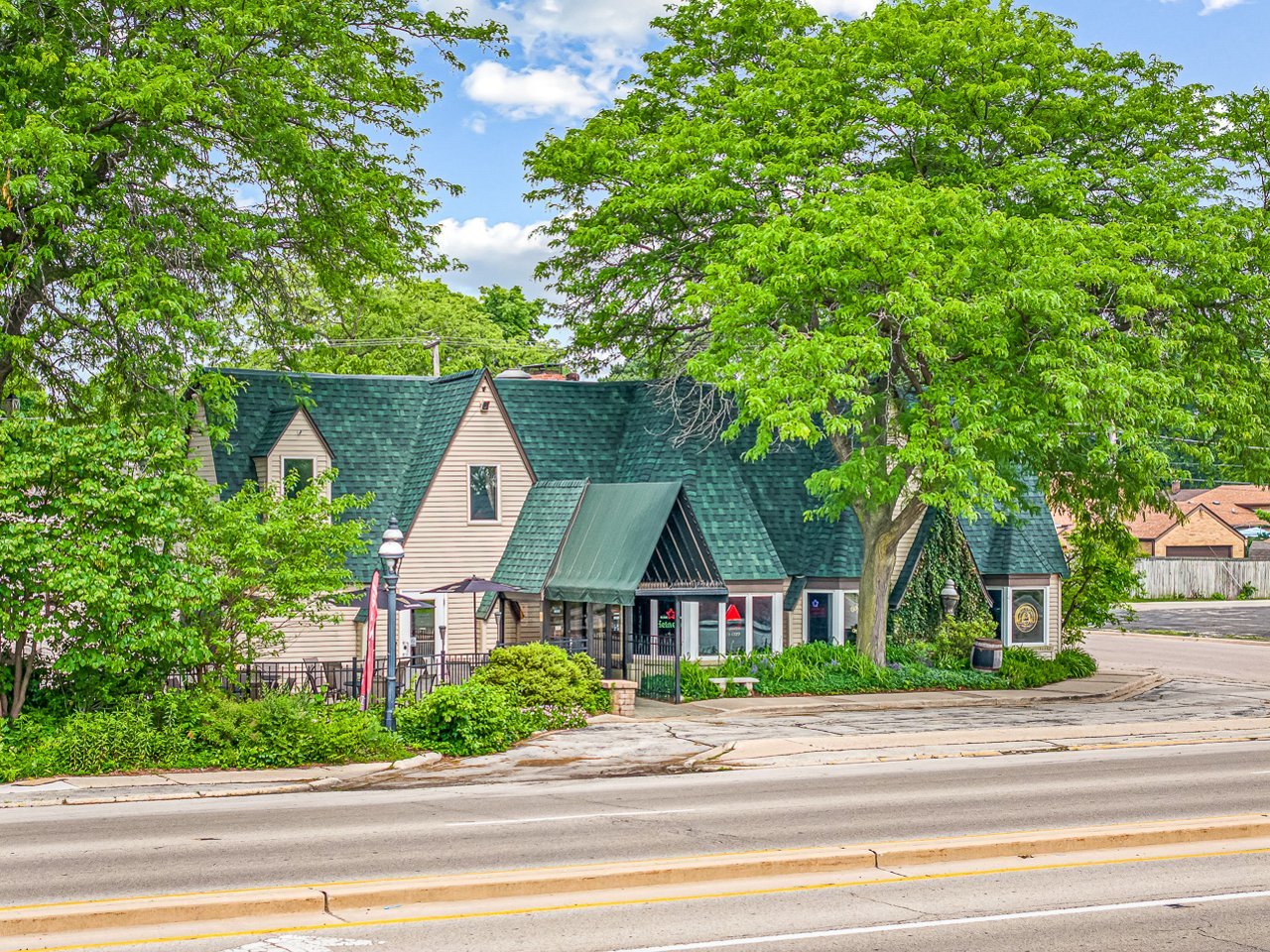 5040 N 2nd Street, Loves Park, IL