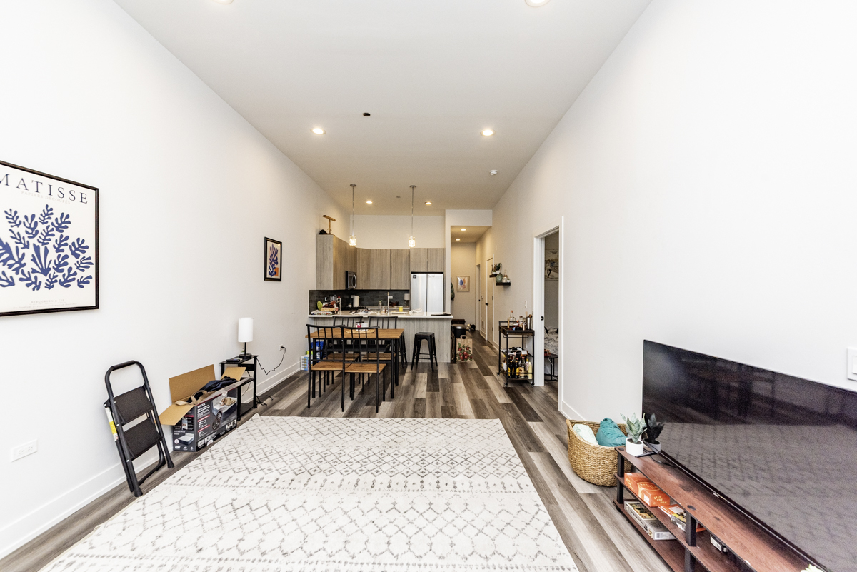 2317 N Clark Street #307, Chicago, IL