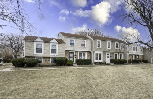 1101 Williamsburg Road, Country Club Hills, IL