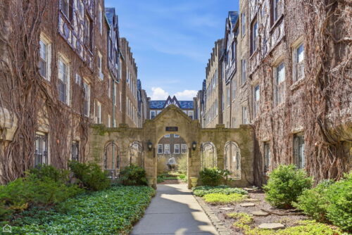 2331 W Farwell Avenue #3N, Chicago, IL