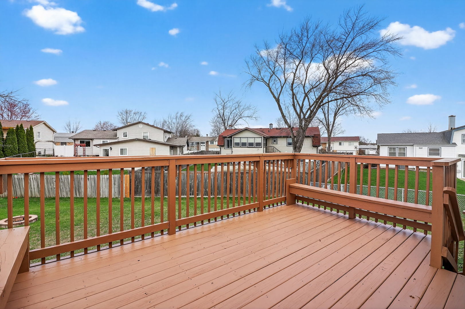 1432 James Way, Elk Grove Village, IL