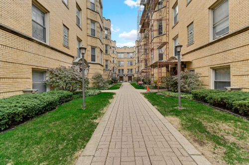 5454 S Cornell Avenue #3E, Chicago, IL