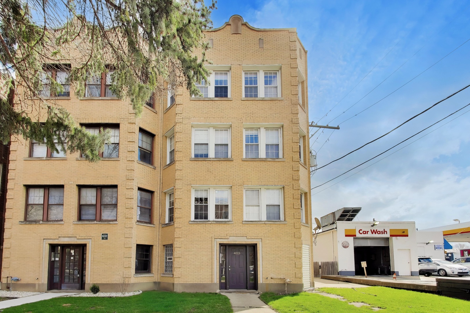 4015 N Mozart Street, Chicago, IL