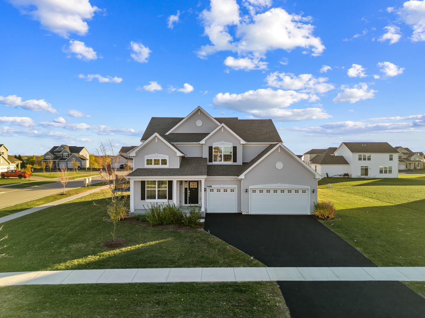 668 Braemore Lane, Yorkville, IL