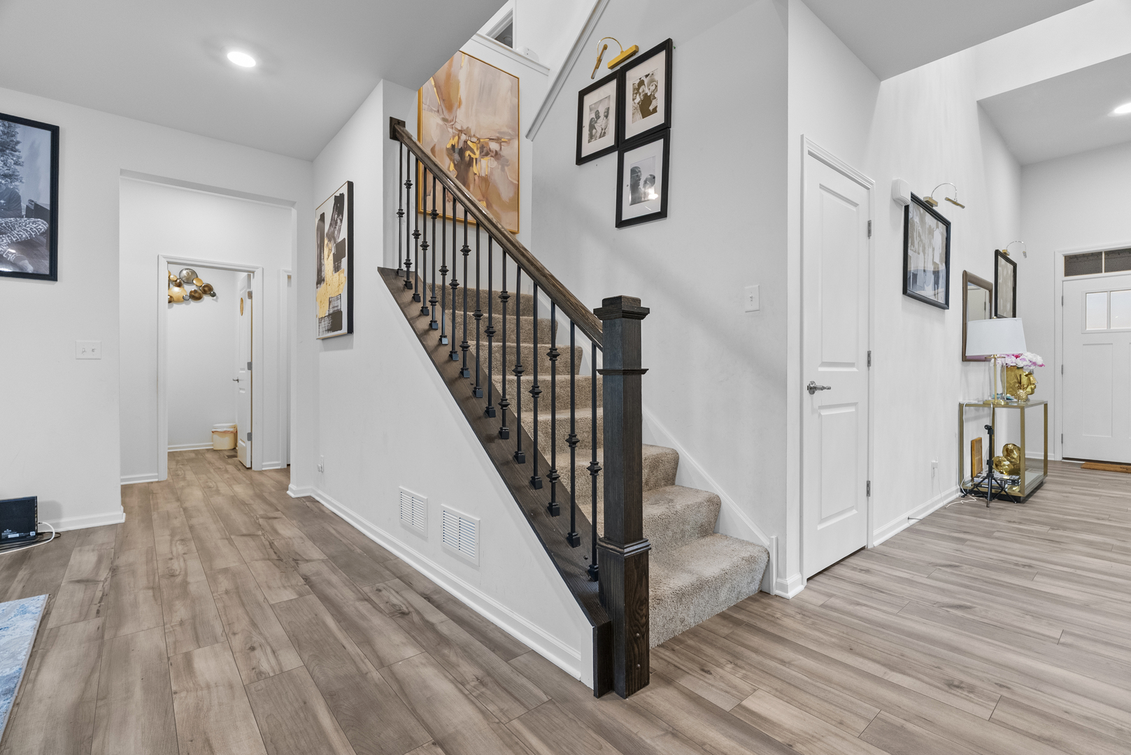 668 Braemore Lane, Yorkville, IL