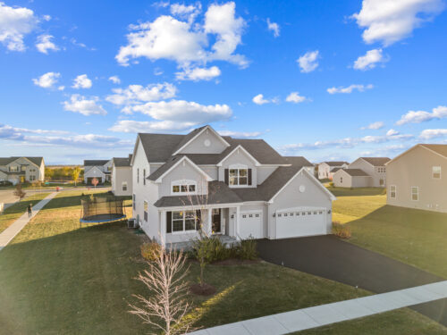 668 Braemore Lane, Yorkville, IL