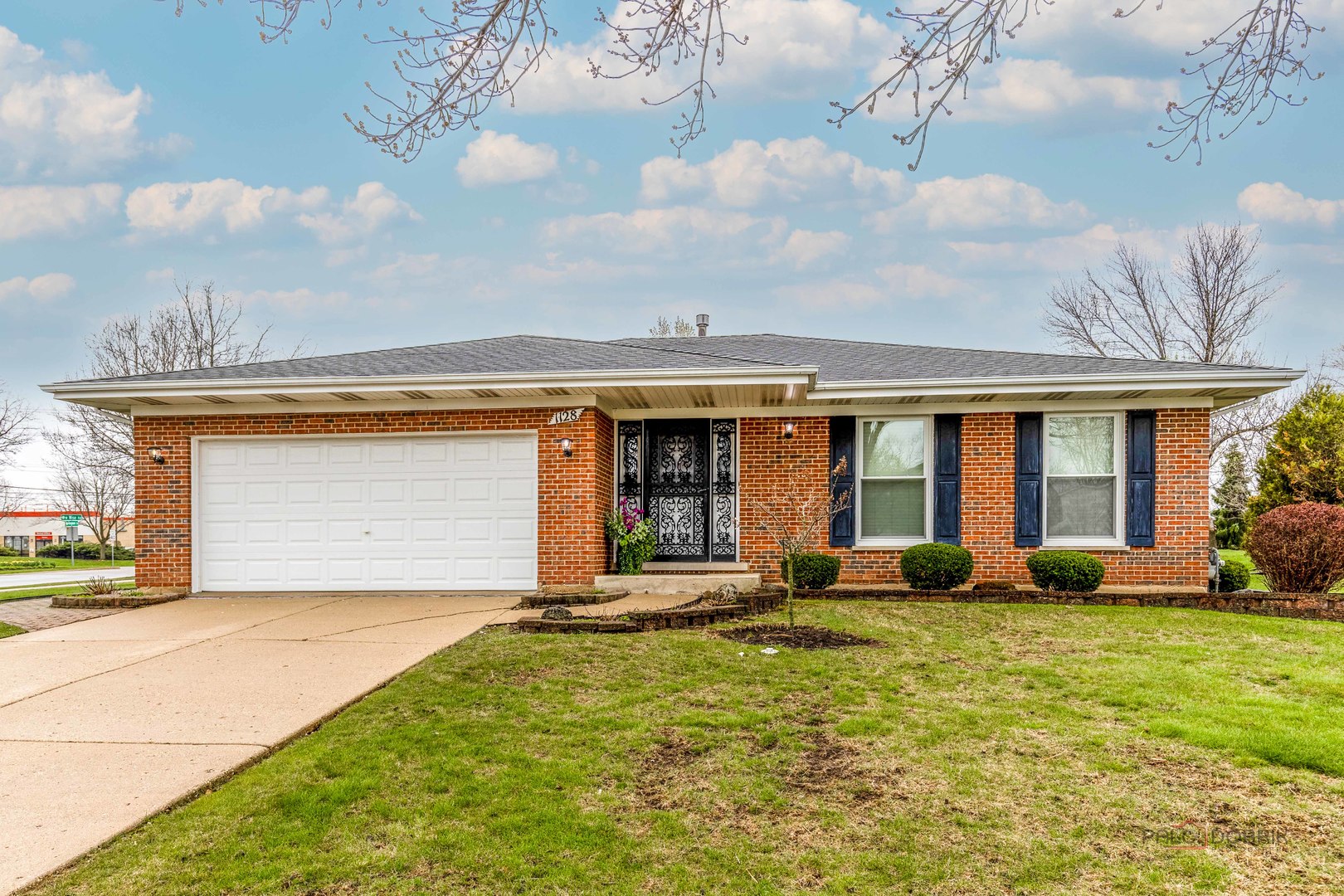 1128 Aegean Drive, Schaumburg, IL