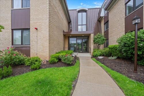 1103 N Mill Street #111, Naperville, IL