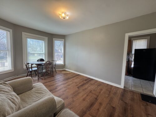 370 Bent Street #1, Elgin, IL