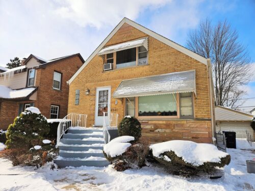 6940 N Ottawa Avenue, Chicago, IL