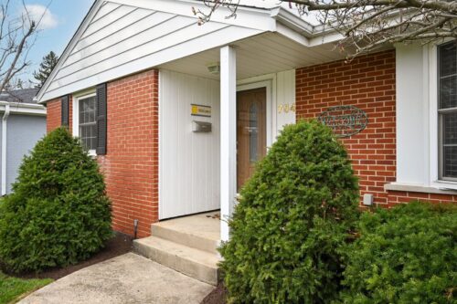 754 N Kenilworth Avenue, Glen Ellyn, IL