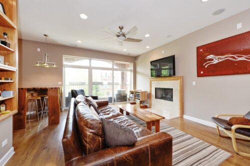 1518 W Chestnut Street #2, Chicago, IL