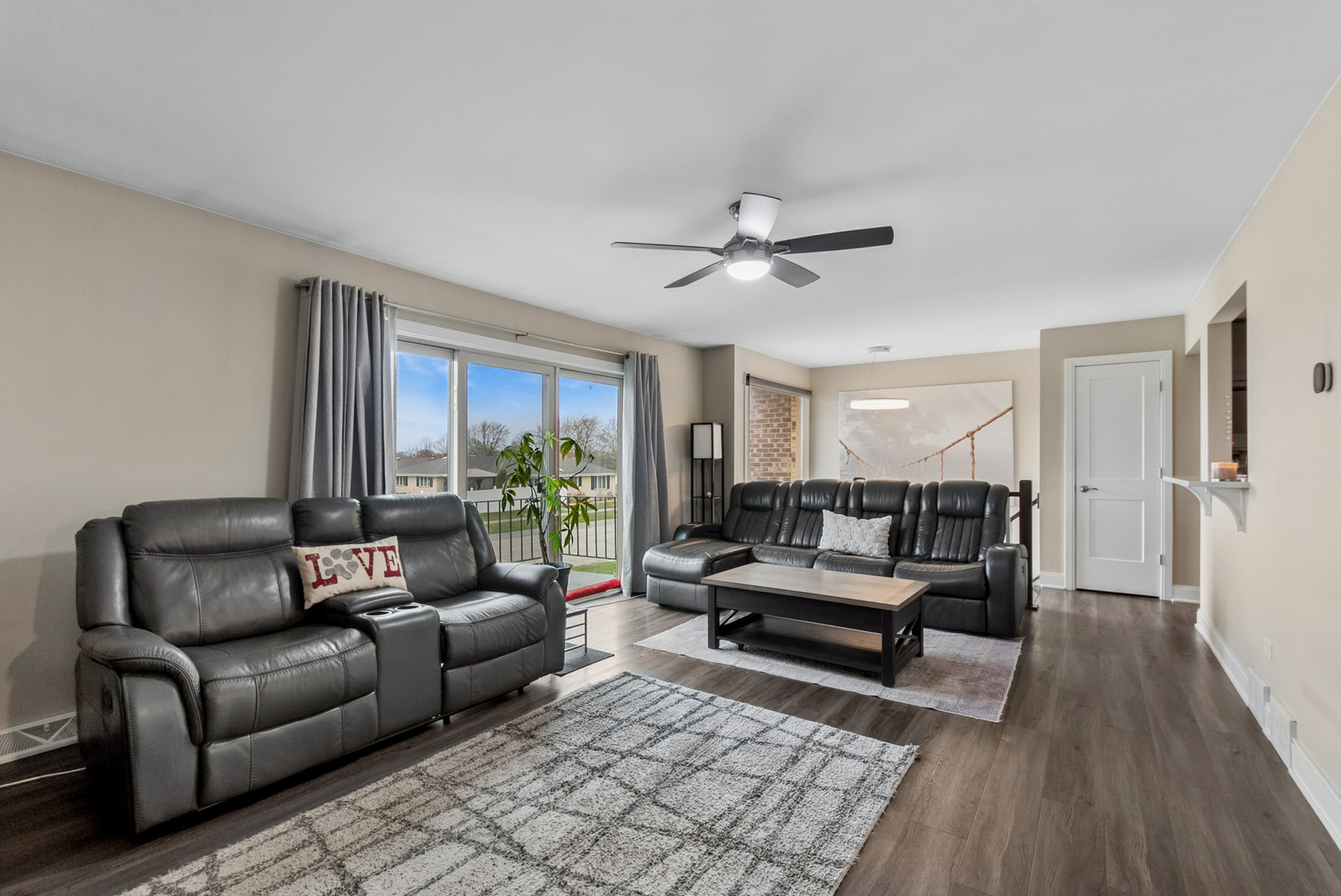 15403 S Catalina Drive, Orland Park, IL