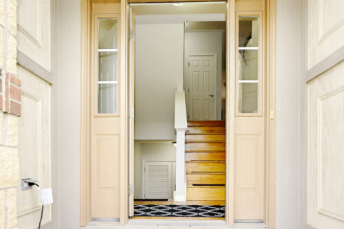 219 Riverfront Drive, Mount Prospect, IL